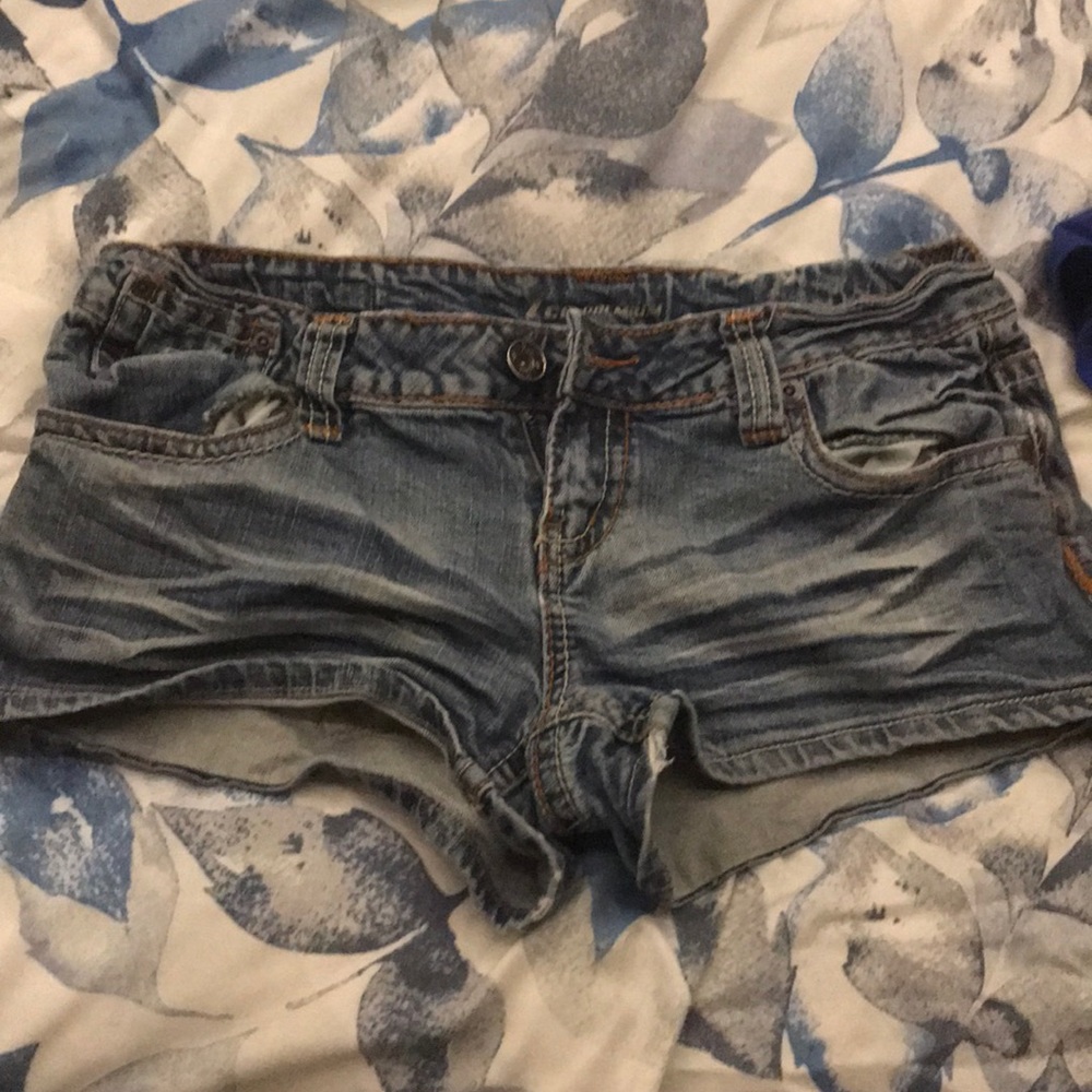 Short shorts